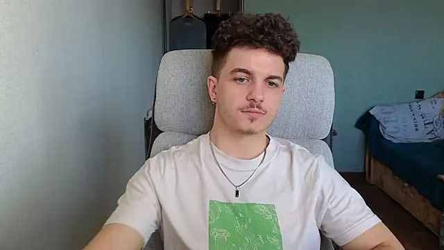 Snapshot of Remy_Miles chatting on February 22, 2026, 1:35 pm Remy Miles online show from February 22, 2026, 1:35 pm