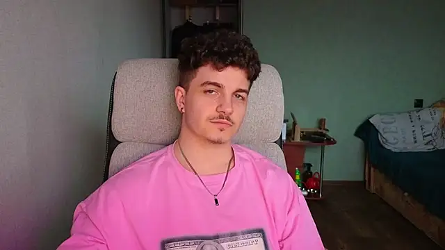 Snapshot of Remy_Miles chatting on February 26, 2026, 2:39 pm Remy Miles online show from February 26, 2026, 2:39 pm