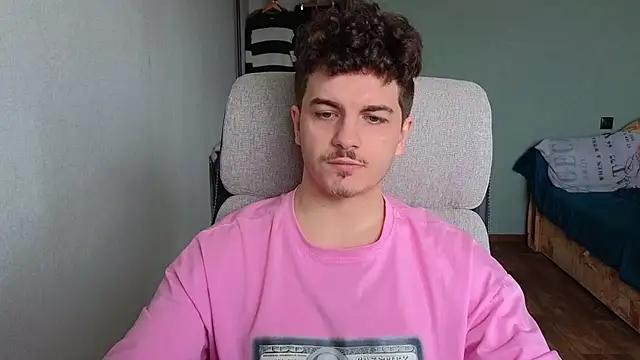 Snapshot of Remy_Miles chatting on March 7, 2026, 7:59 am Remy Miles online show from March 7, 2026, 7:59 am