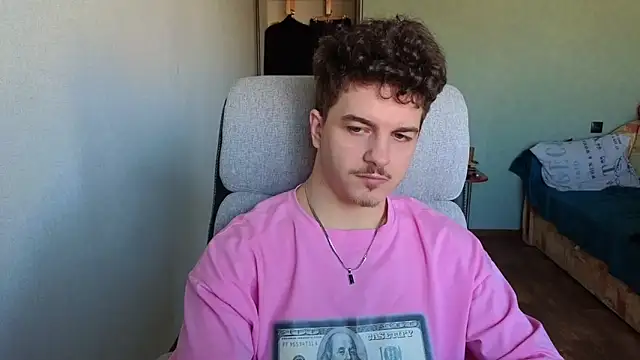 Snapshot of Remy_Miles chatting on March 12, 2026, 5:13 am Remy Miles online show from March 12, 2026, 5:13 am