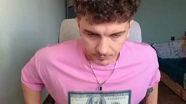 Snapshot of Remy_Miles chatting on February 19, 2026, 2:03 pm Remy Miles online show from February 19, 2026, 2:03 pm