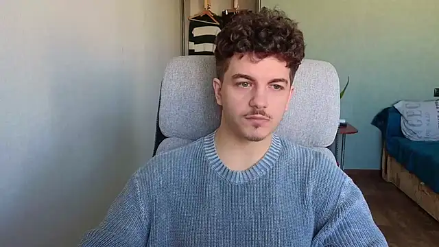 Snapshot of Remy_Miles chatting on February 4, 2026, 8:09 am Remy Miles online show from February 4, 2026, 8:09 am