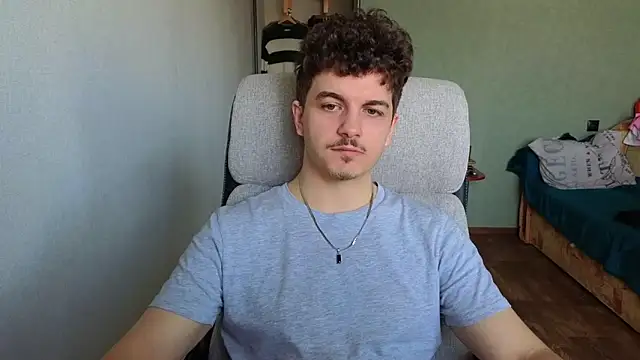 Snapshot of Remy_Miles chatting on March 16, 2026, 6:06 am Remy Miles online show from March 16, 2026, 6:06 am