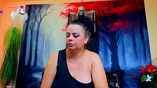 ElizabethEven online show from November 1, 2025, 10:03 pm