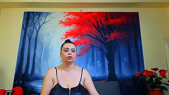 ElizabethEven online show from February 26, 2025, 6:15 pm