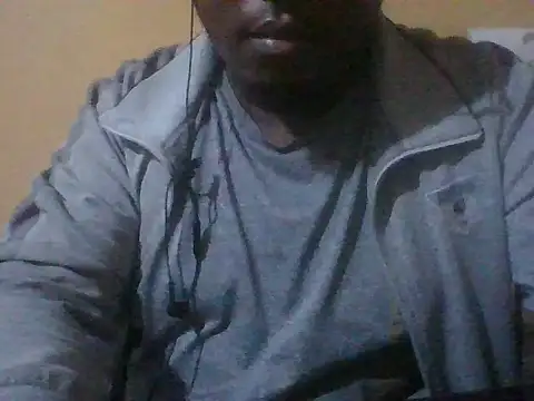 honeyswit online show from November 9, 2025, 7:29 pm