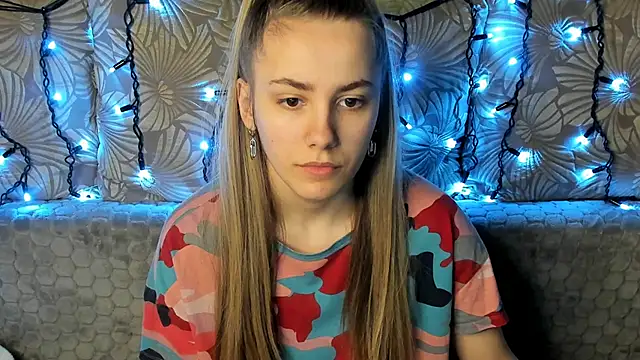 Snapshot of MaggieCake chatting on January 29, 2025, 1:58 am MaggieCake online show from January 29, 2025, 1:58 am