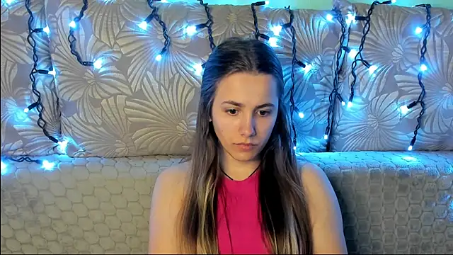 Snapshot of MaggieCake chatting on May 29, 2026, 1:33 am MaggieCake online show from May 29, 2026, 1:33 am