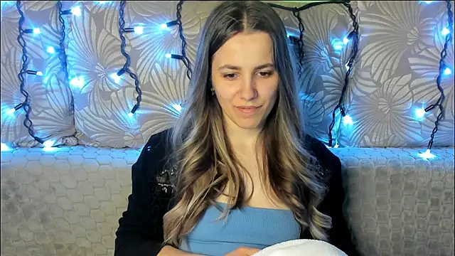 MaggieCake online show from April 28, 2026, 2:49 am