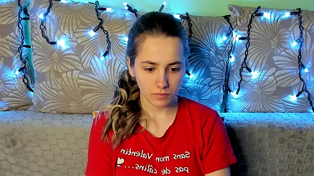 MaggieCake online show from March 3, 2026, 3:35 am