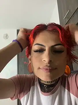 Snapshot of Rainnbow_ chatting on December 12, 2024, 4:04 am Rainnbow online show from December 12, 2024, 4:04 am