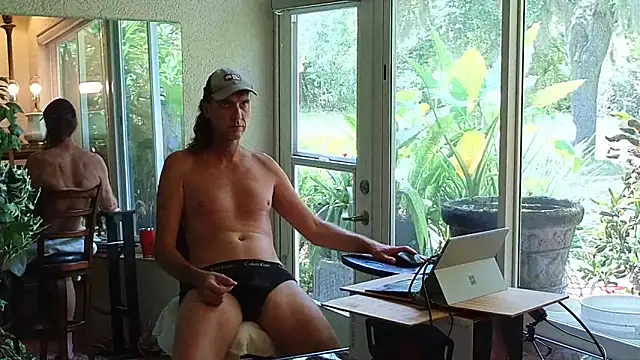 Snapshot of eliberator1777 chatting on June 6, 2026, 6:35 pm eliberator1777 online show from June 6, 2026, 6:35 pm