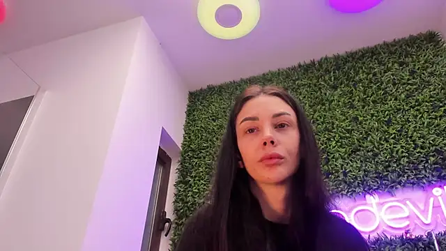 Snapshot of realhotfallingdevil chatting on March 23, 2026, 5:07 am realhotfallingdevil online show from March 23, 2026, 5:07 am