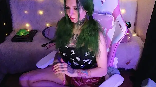 Ginger Stay online show from February 16, 2026, 8:35 am