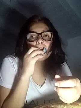 Anypink online show from November 20, 2025, 10:31 pm