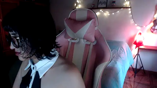 venus 666 online show from June 5, 2026, 10:37 pm