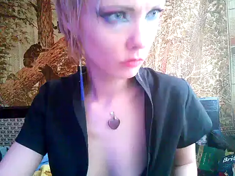 WildMissNiks online show from February 3, 2025, 12:03 pm