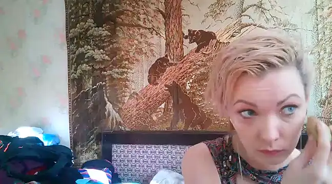 WildMissNiks online show from March 9, 2025, 6:28 am