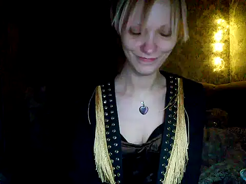 WildMissNiks online show from December 22, 2024, 11:00 am