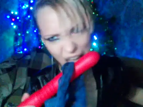 WildMissNiks online show from December 28, 2024, 11:09 am