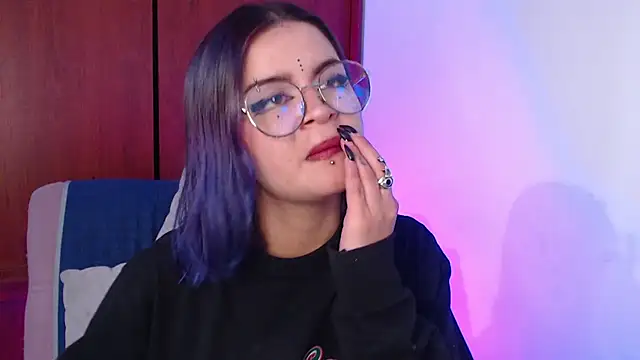 Snapshot of Raventh_ chatting on March 5, 2026, 12:57 pm Raventh online show from March 5, 2026, 12:57 pm