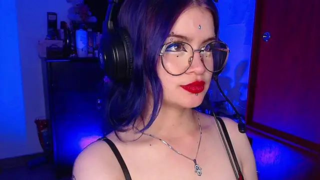 Snapshot of Raventh_ chatting on November 27, 2025, 12:22 am Raventh online show from November 27, 2025, 12:22 am