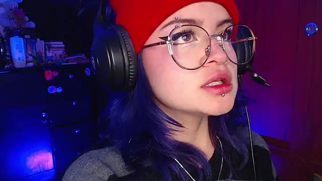 Snapshot of Raventh_ chatting on November 26, 2025, 12:16 pm Raventh online show from November 26, 2025, 12:16 pm