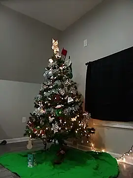 69RIPsta69 online show from November 27, 2025, 8:04 am