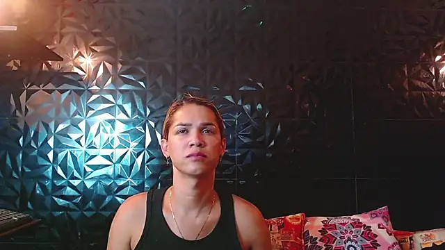 Snapshot of PINK__LOLA1 chatting on June 4, 2026, 12:15 am PINK LOLA1 online show from June 4, 2026, 12:15 am