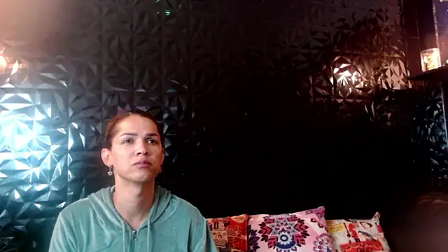 Snapshot of PINK__LOLA1 chatting on March 14, 2026, 2:34 pm PINK LOLA1 online show from March 14, 2026, 2:34 pm