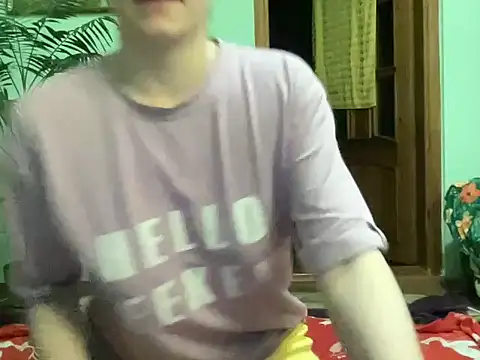 Snapshot of AngelTough20 chatting on August 8, 2026, 12:17 am AngelTough20 online show from August 8, 2026, 12:17 am