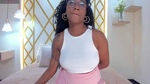 Snapshot of maryevans_ chatting on November 8, 2025, 12:52 pm maryevans online show from November 8, 2025, 12:52 pm