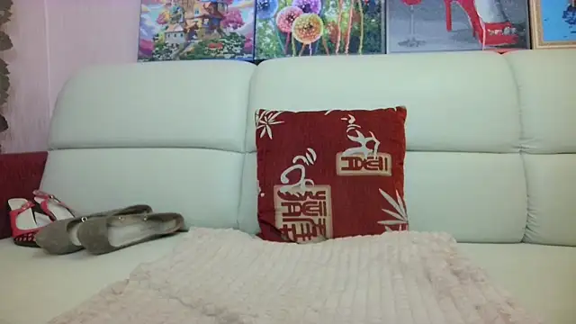 MargieEvans online show from June 25, 2026, 7:02 am
