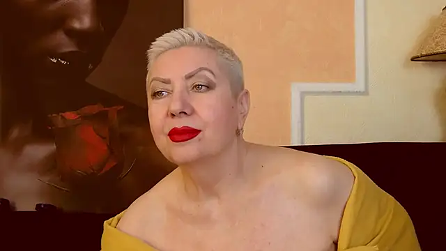 LadyPosh online show from October 10, 2025, 9:37 pm