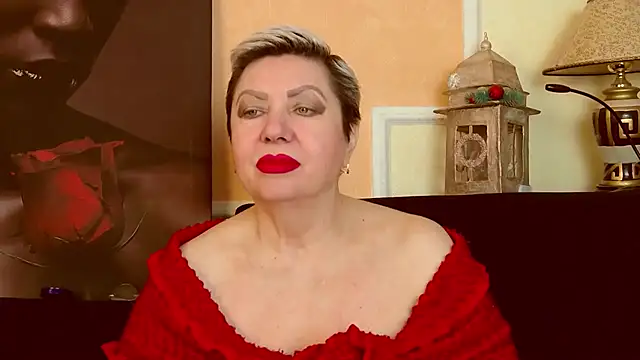 Snapshot of LadyPosh chatting on March 18, 2026, 8:21 pm LadyPosh online show from March 18, 2026, 8:21 pm