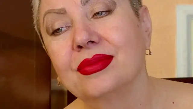 LadyPosh online show from October 23, 2025, 9:02 pm