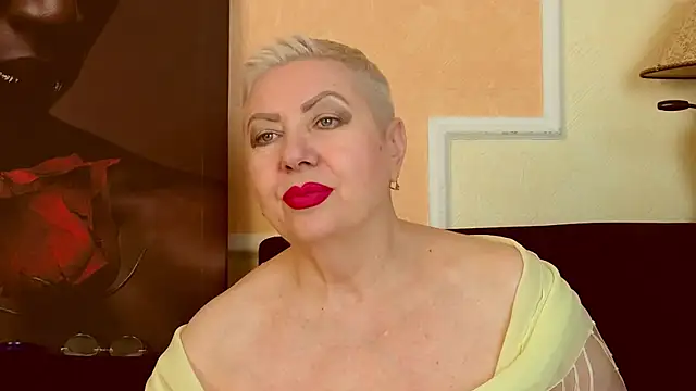 LadyPosh online show from July 9, 2026, 8:52 pm