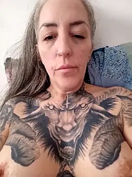 vamporasuccubus19777 online show from June 16, 2026, 2:06 pm