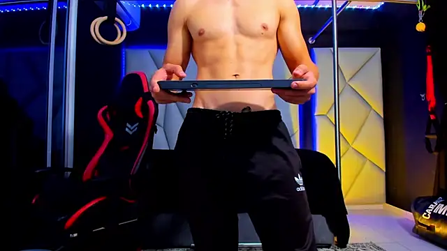 Aydenmiller96 online show from February 6, 2026, 6:42 am