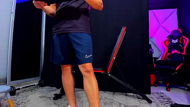 Snapshot of Aydenmiller96 chatting on October 29, 2025, 12:20 am Aydenmiller96 online show from October 29, 2025, 12:20 am