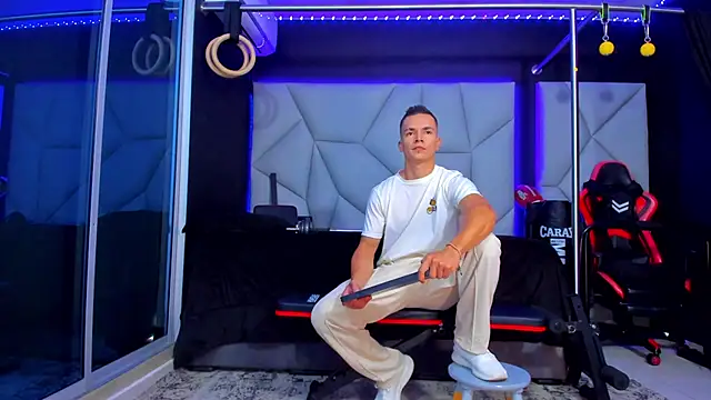 Snapshot of Aydenmiller96 chatting on November 12, 2025, 1:59 pm Aydenmiller96 online show from November 12, 2025, 1:59 pm