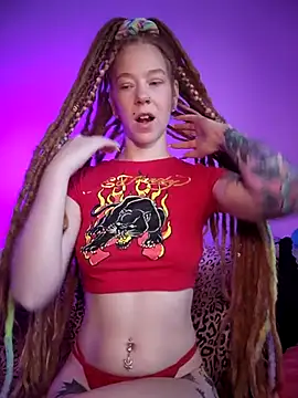 Snapshot of LucidLucy chatting on February 6, 2026, 1:18 pm LucidLucy online show from February 6, 2026, 1:18 pm