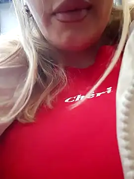 Snapshot of Dirtyfeelin chatting on January 29, 2025, 2:32 pm Dirtyfeelin online show from January 29, 2025, 2:32 pm