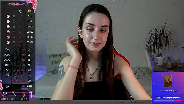 Snapshot of FranceskoJones chatting on November 24, 2025, 12:32 am FranceskoJones online show from November 24, 2025, 12:32 am