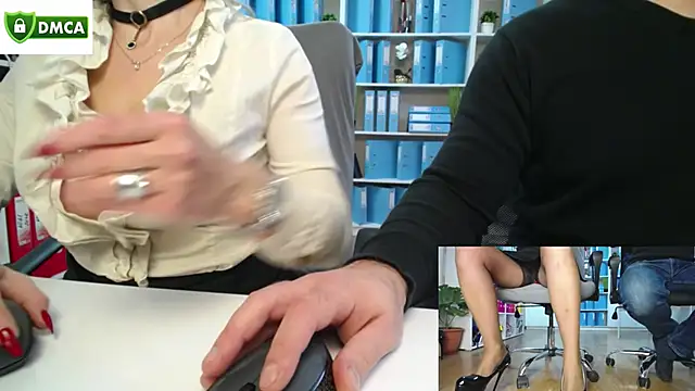 secret-office online show from November 4, 2025, 6:06 am