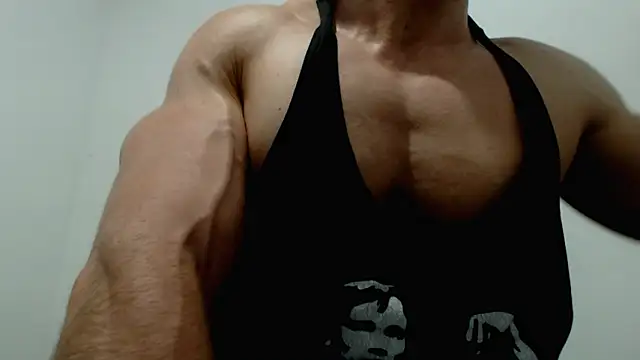 Snapshot of sexy_fit_guy_on_cam chatting on March 18, 2026, 9:12 am sexy fit guy on cam online show from March 18, 2026, 9:12 am