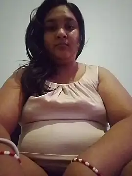 Snapshot of Indianbloom- chatting on November 13, 2025, 12:09 pm Indianbloom- online show from November 13, 2025, 12:09 pm