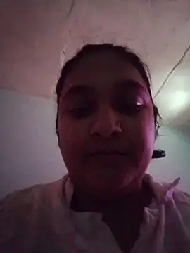 Snapshot of Indianbloom- chatting on February 12, 2026, 9:42 am Indianbloom- online show from February 12, 2026, 9:42 am