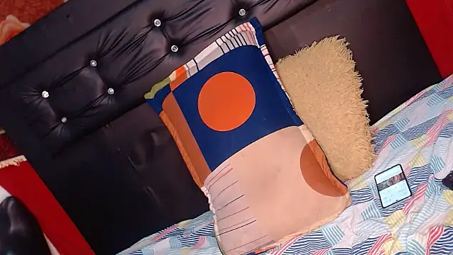 Snapshot of camilastar89 chatting on November 28, 2025, 7:25 pm camilastar89 online show from November 28, 2025, 7:25 pm