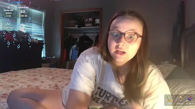 ZeTurtleMaster online show from November 7, 2025, 6:23 pm